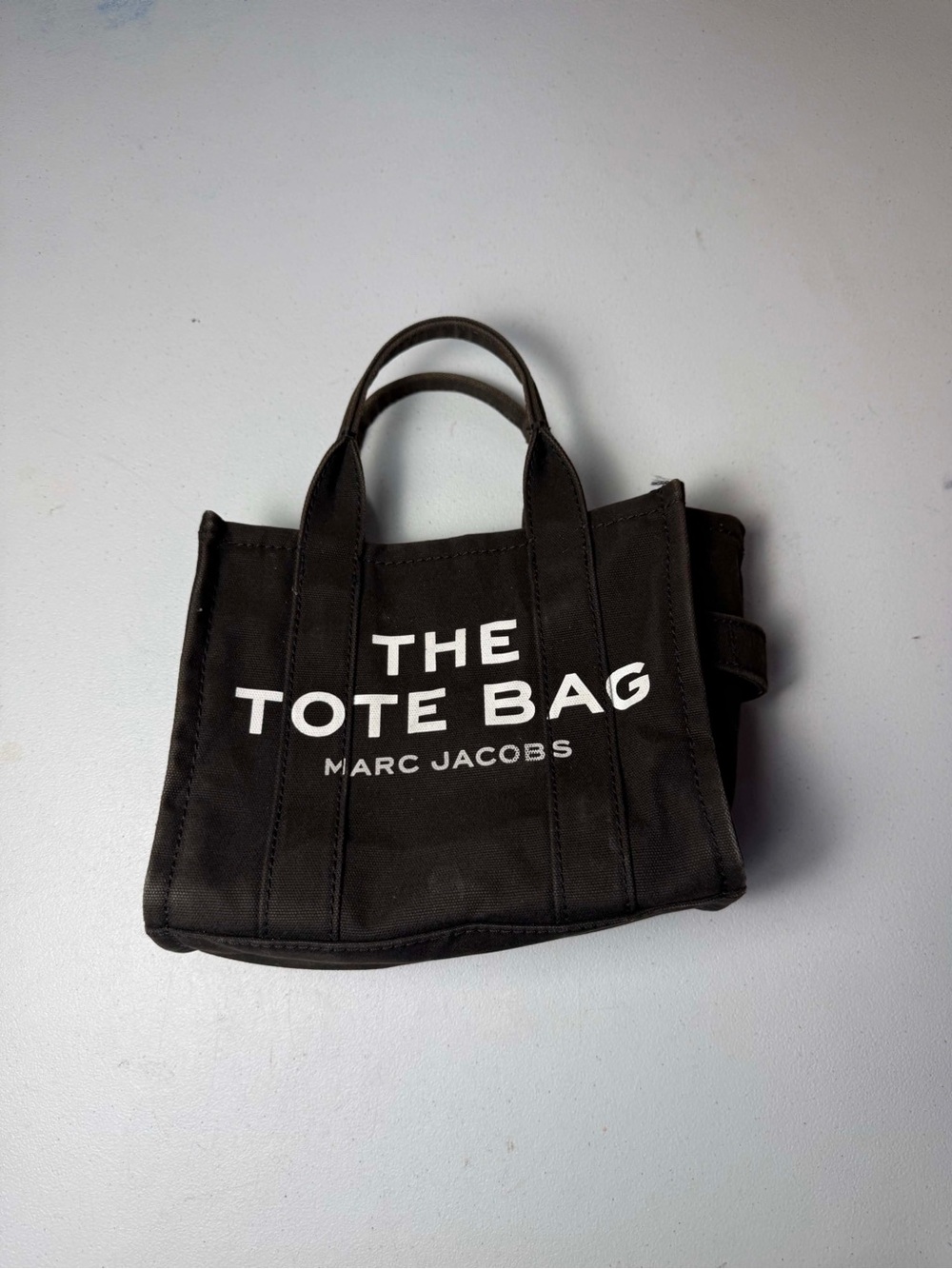 Small MARC JACOBS THE TOTE BAG Black Canvas